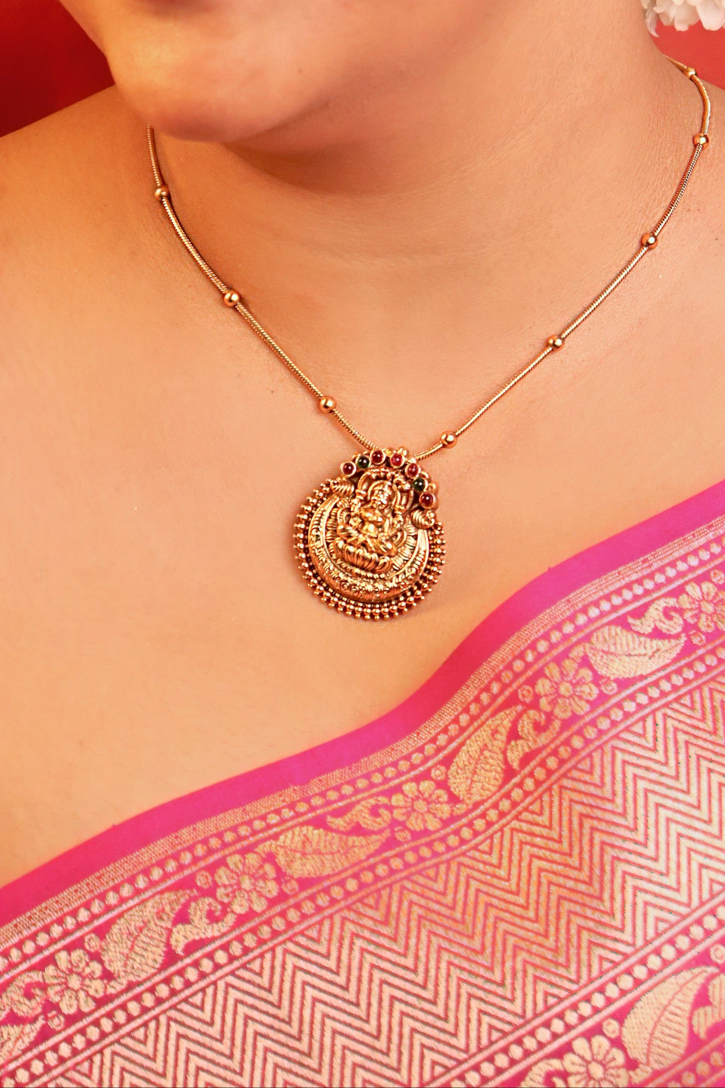 Kala Laxmi chain pendant set