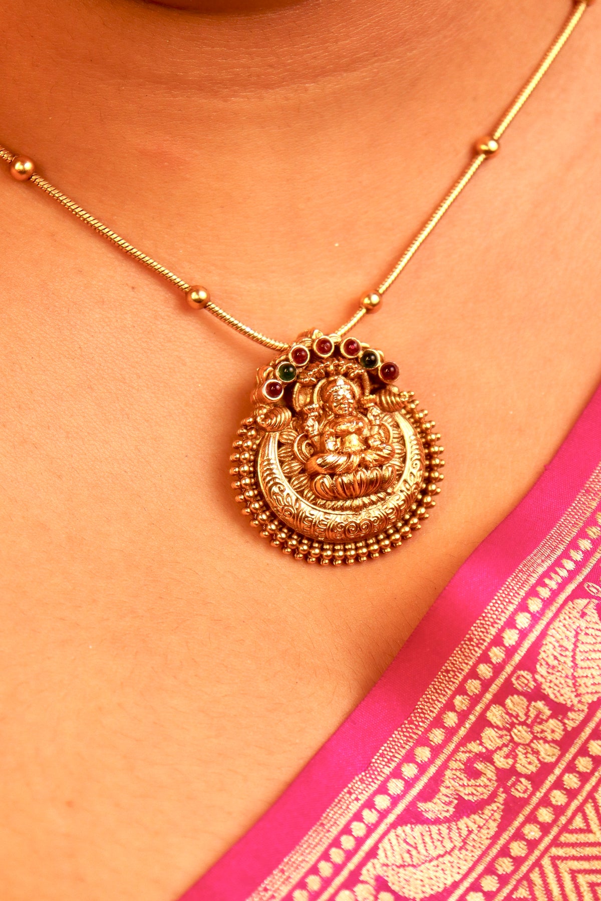 Kala Laxmi chain pendant set