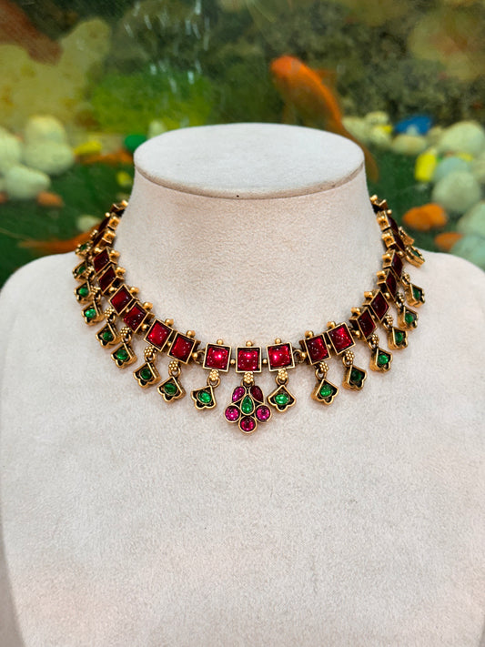 Ratnavali Kemp Choker Set
