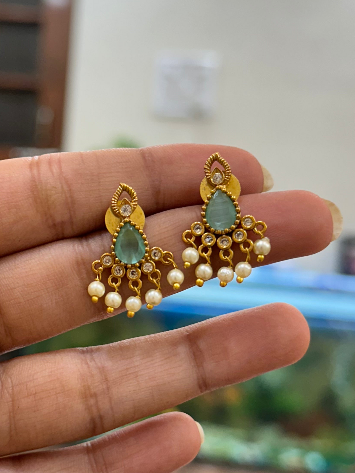 Neelam Mini Chandbali