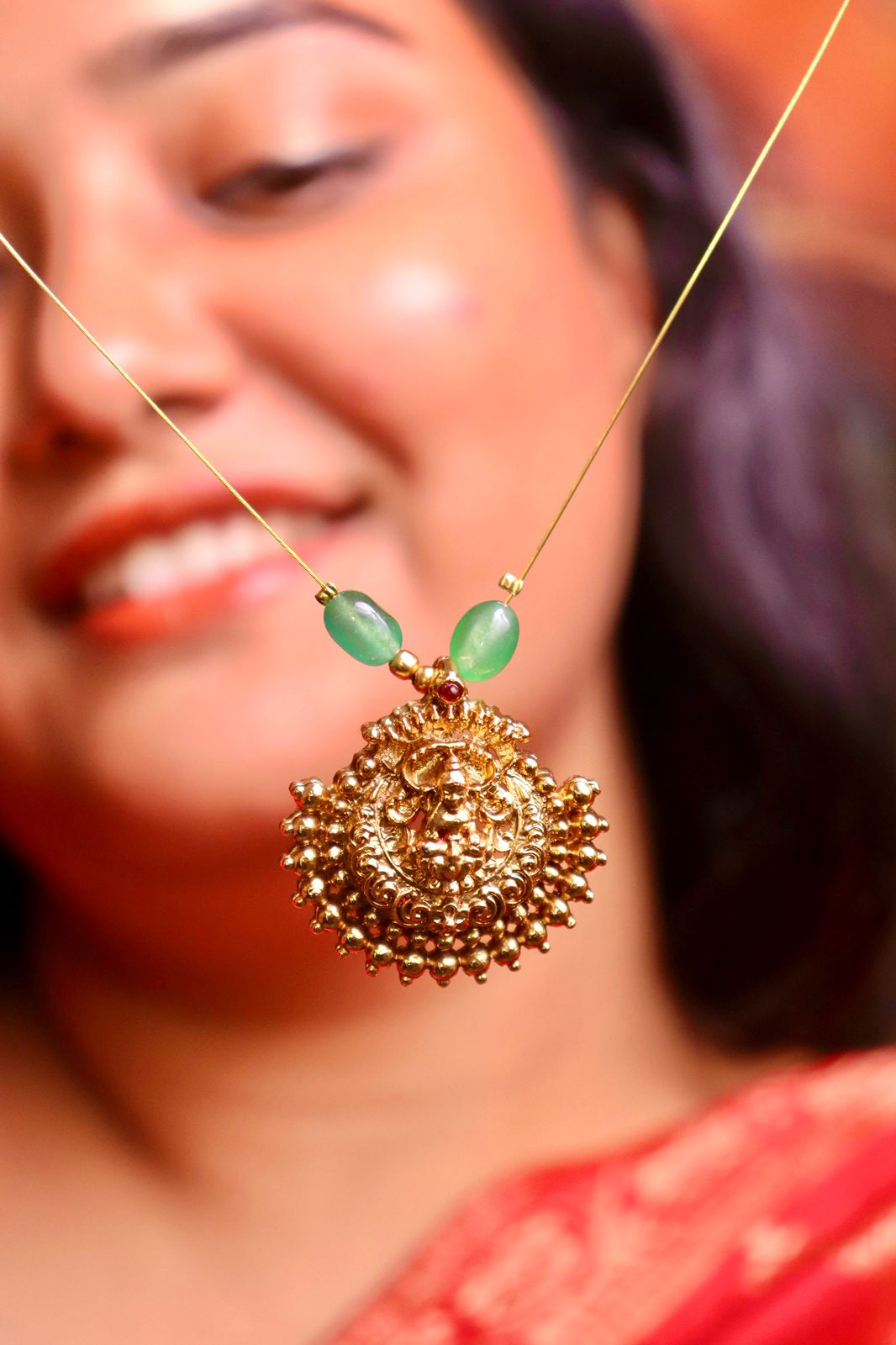 Shubhita Invisible Chain Set