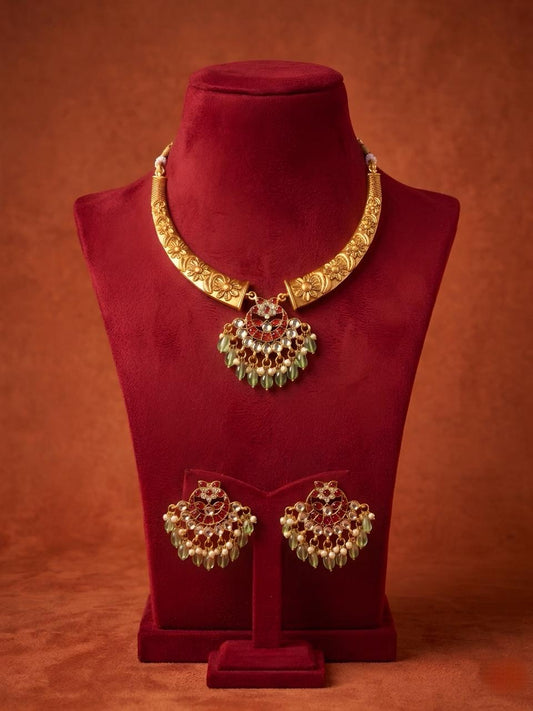 Pavithra Necklace Set