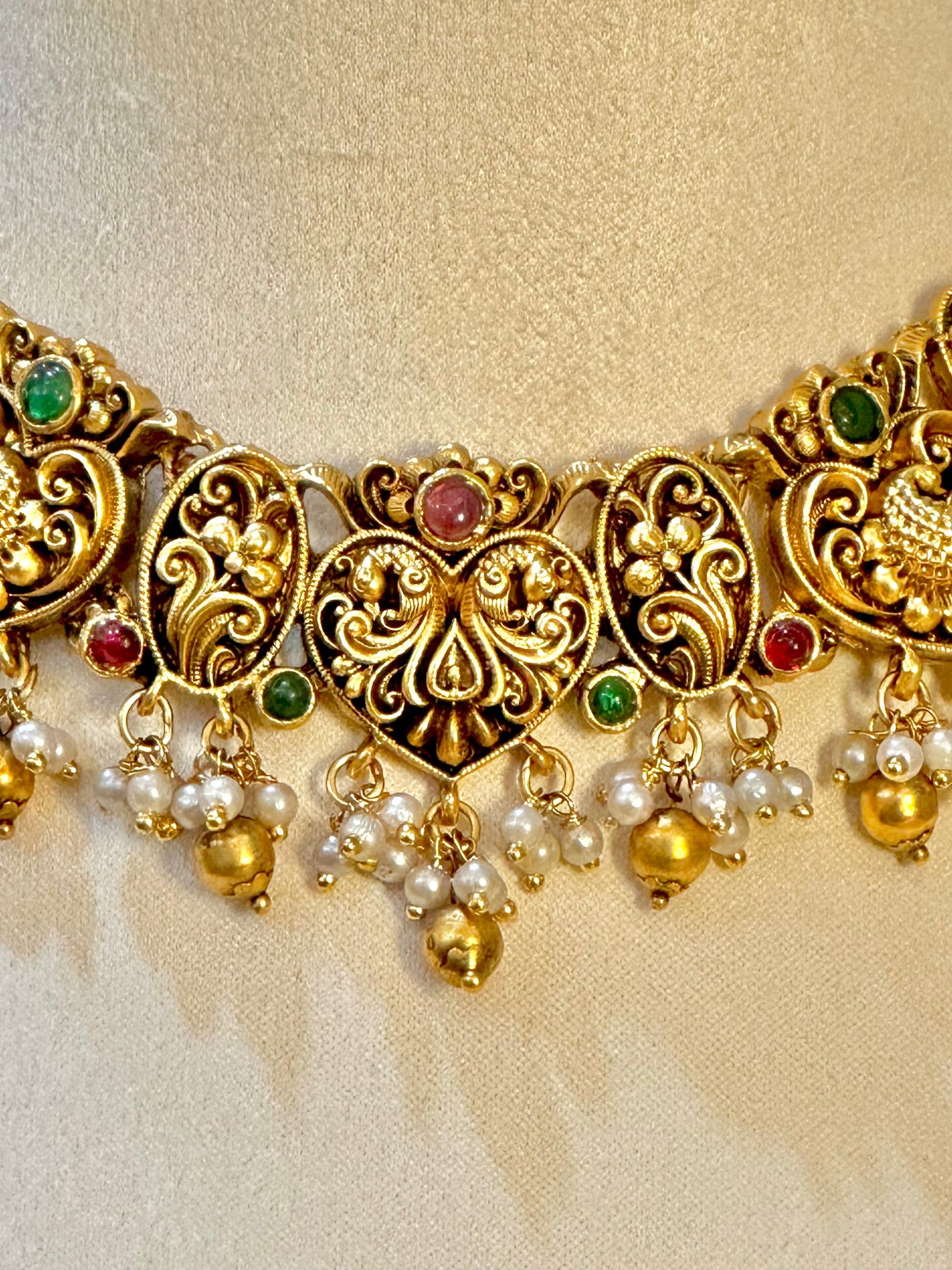 Anandita Matte Necklace Set