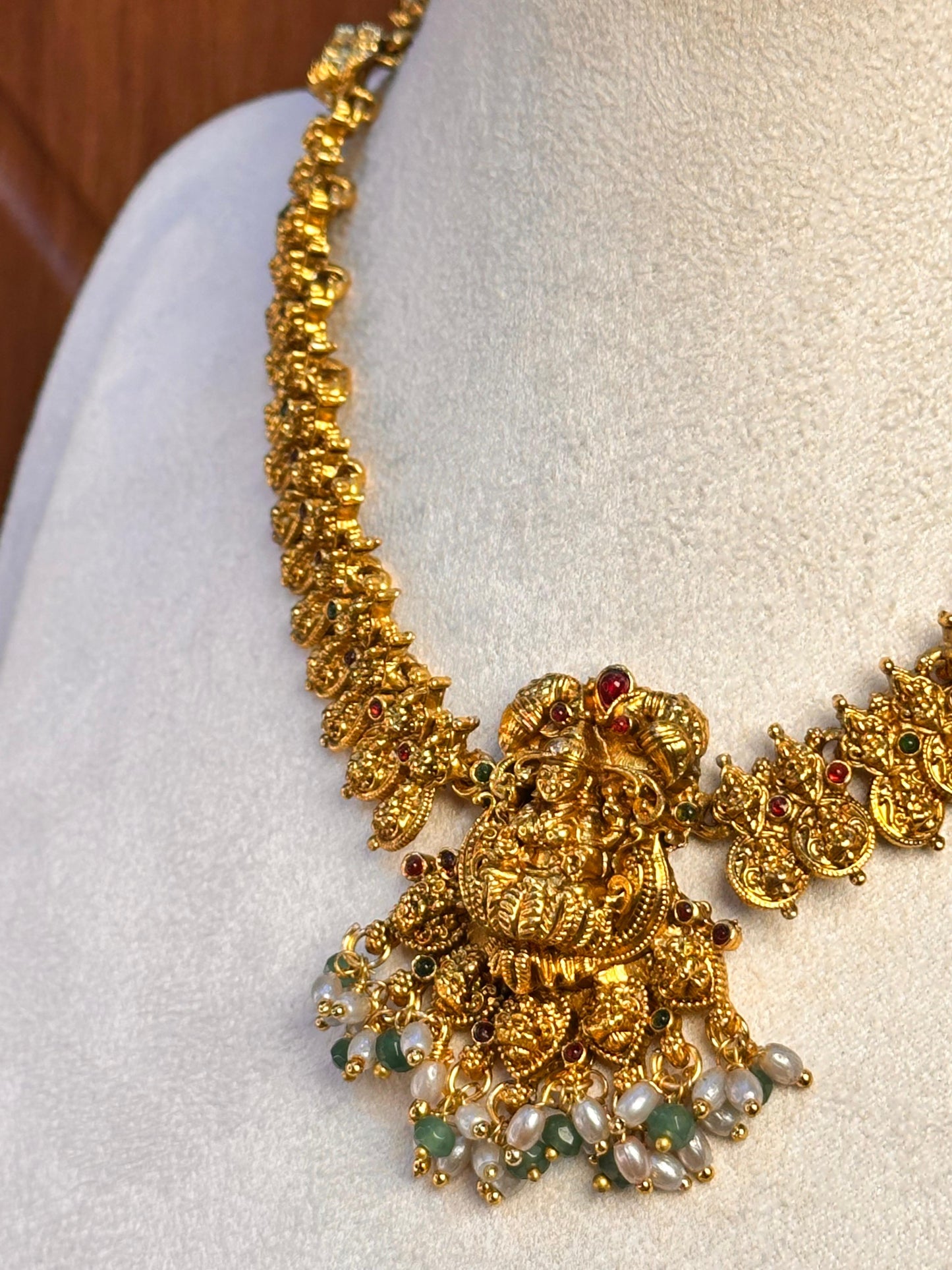 Laxmi kasu coin necklace set