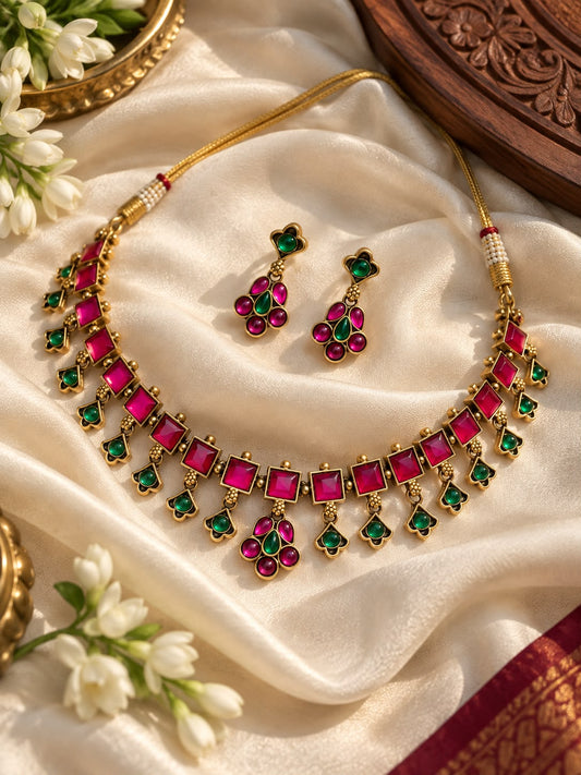 Ratnavali Kemp Choker Set