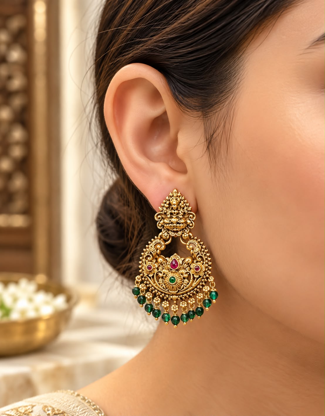 Veditha Green Chandbali