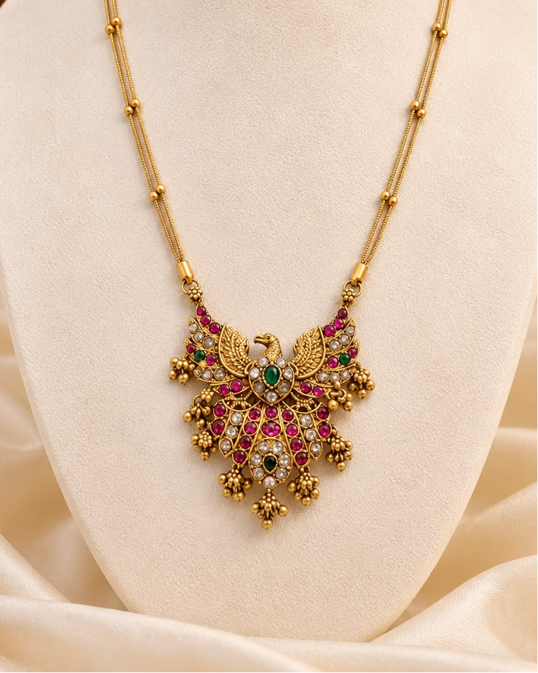 Varnika garunda Necklace Set