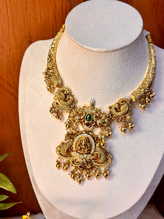 Suvarna Gold Necklace Set
