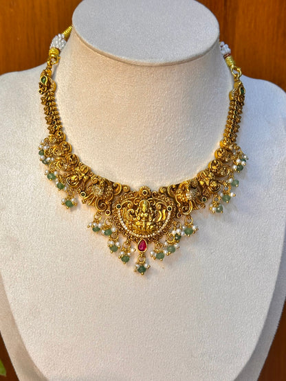 Mahapushp Matte Gold Necklace Set