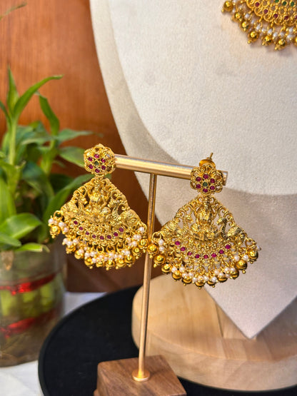 Madhuri necklace set