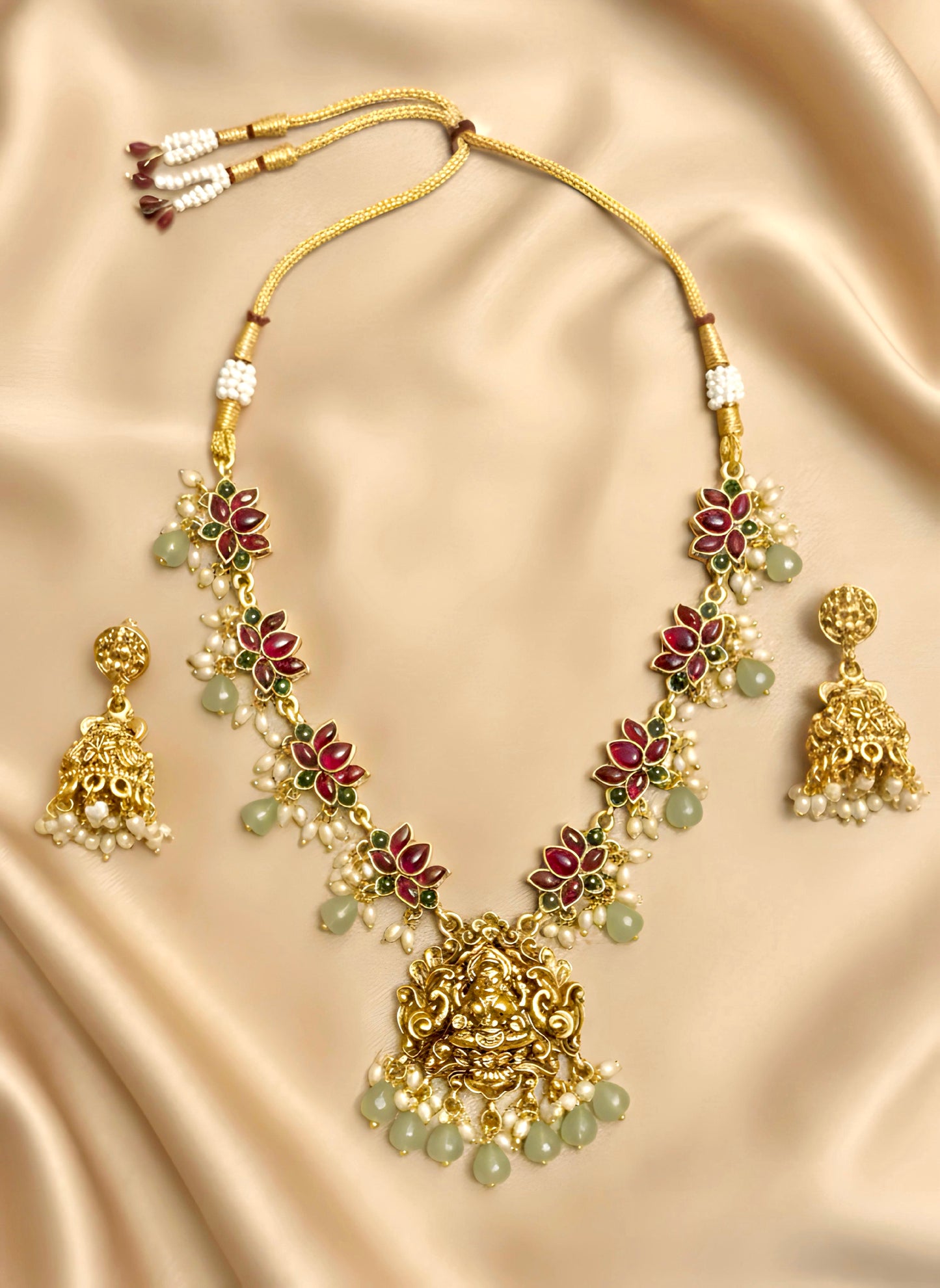 Padma Laxmi Necklace Set