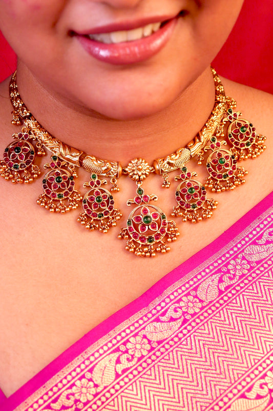 Ishani Necklace Set