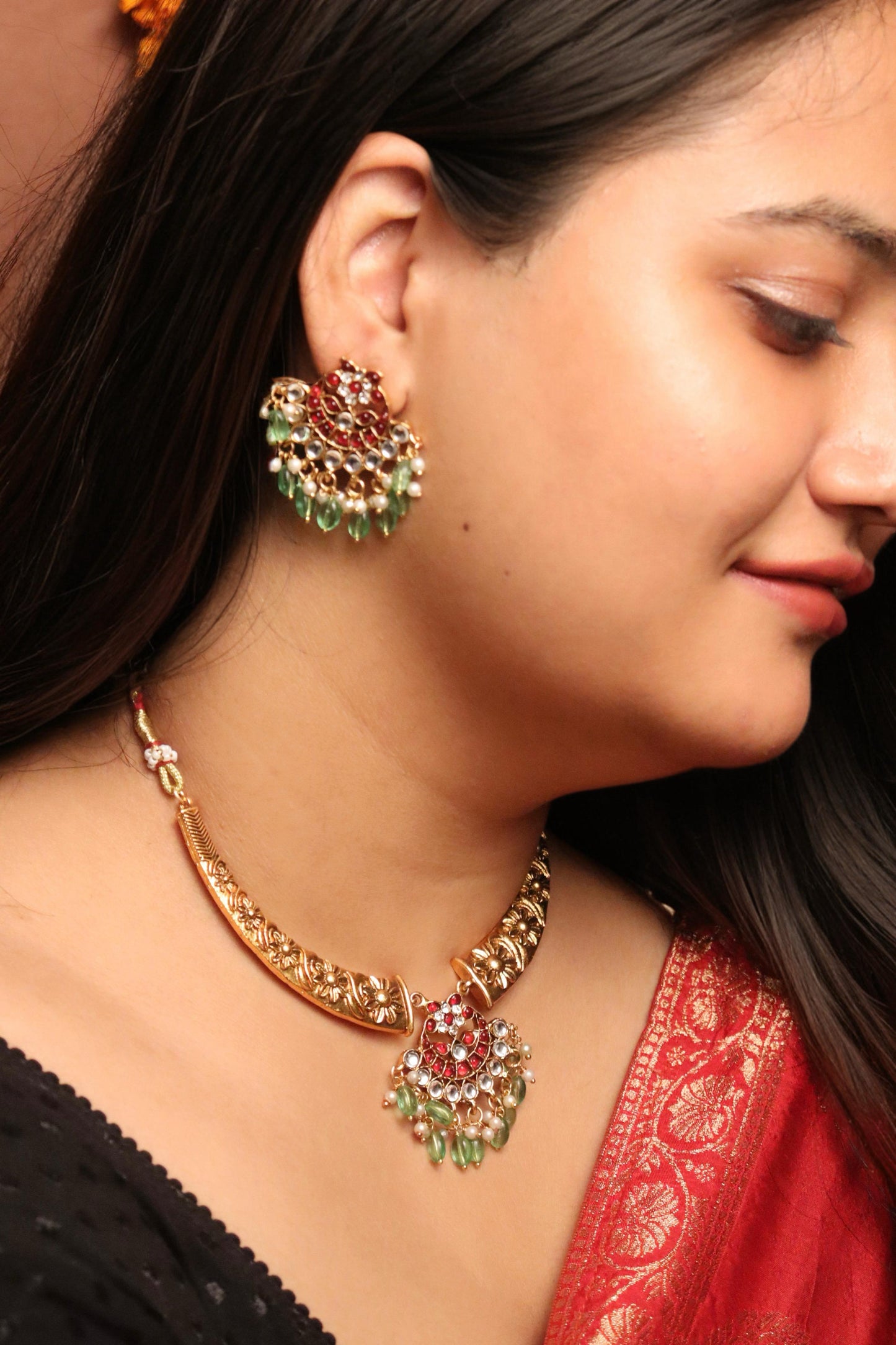 Pavithra Necklace Set