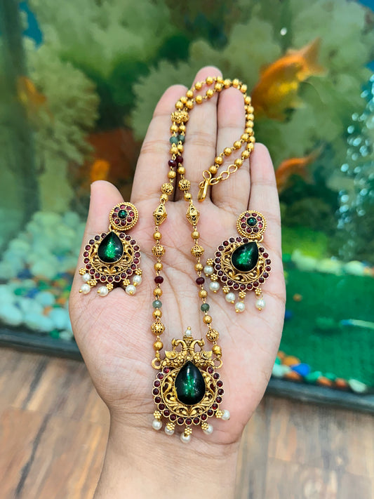 Shrishti Green Necklace Set