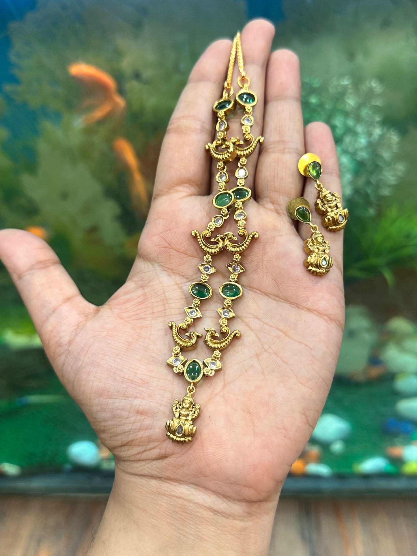 Harini kemp Necklace Set