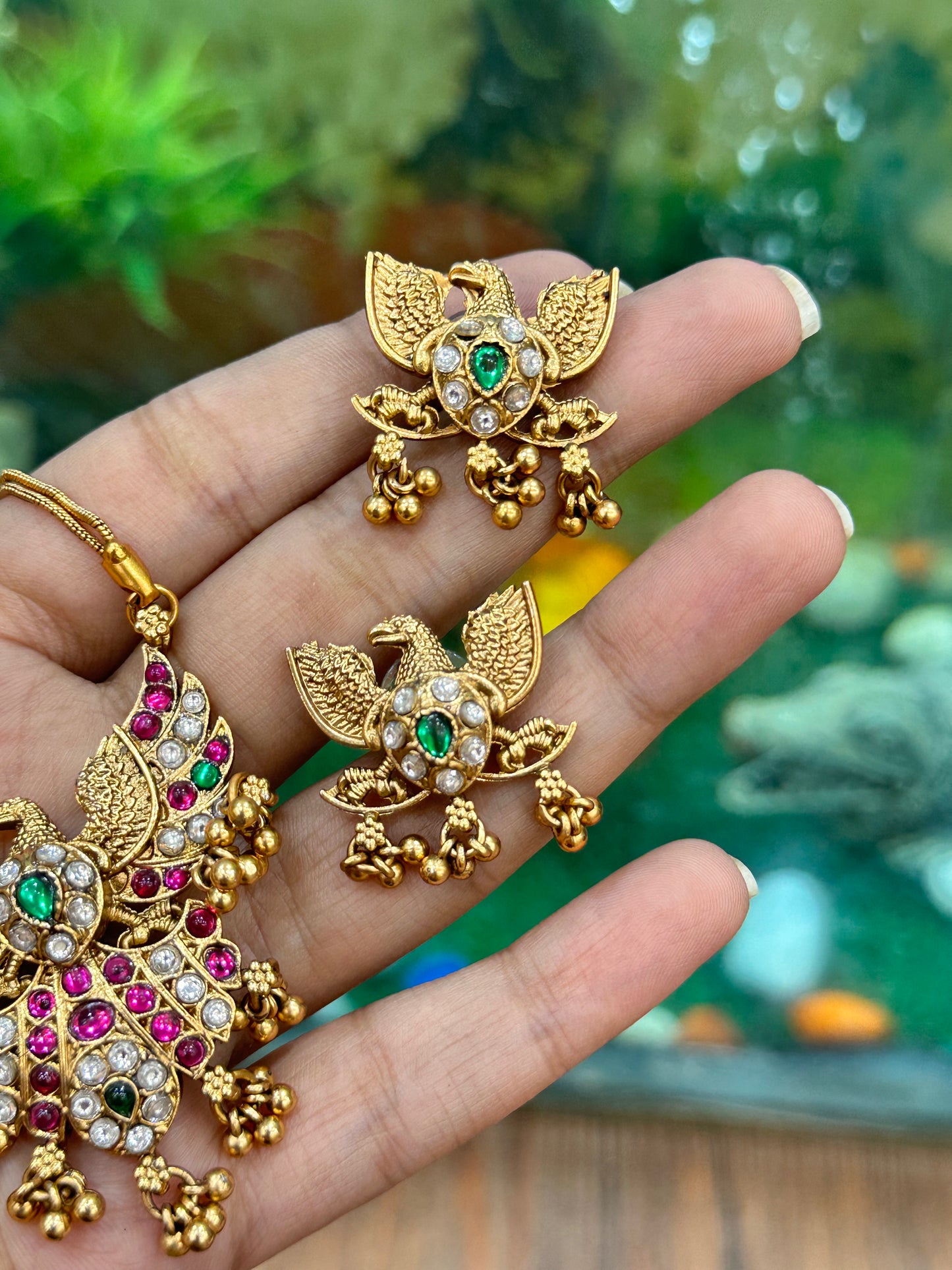 Varnika garunda Necklace Set
