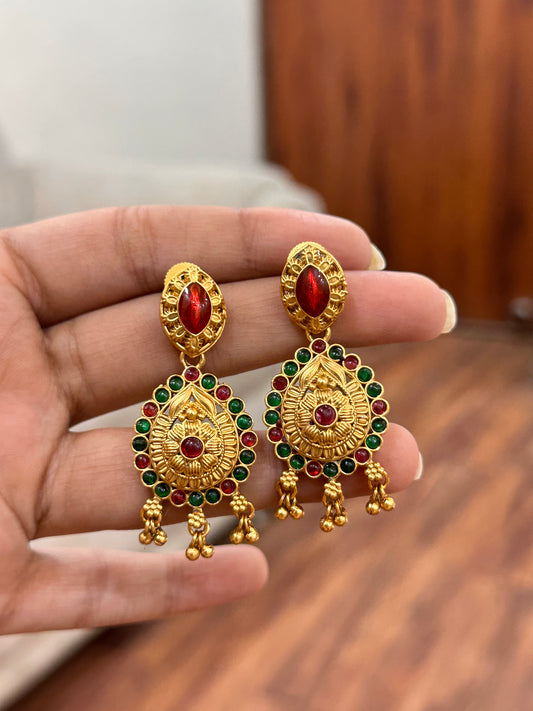 Jheel Red Jhumki