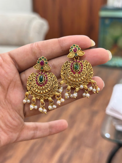 Jhalak Chandbali