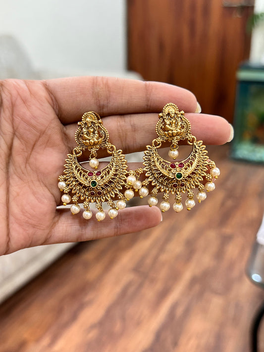 Roop Lakshmi Chandbali