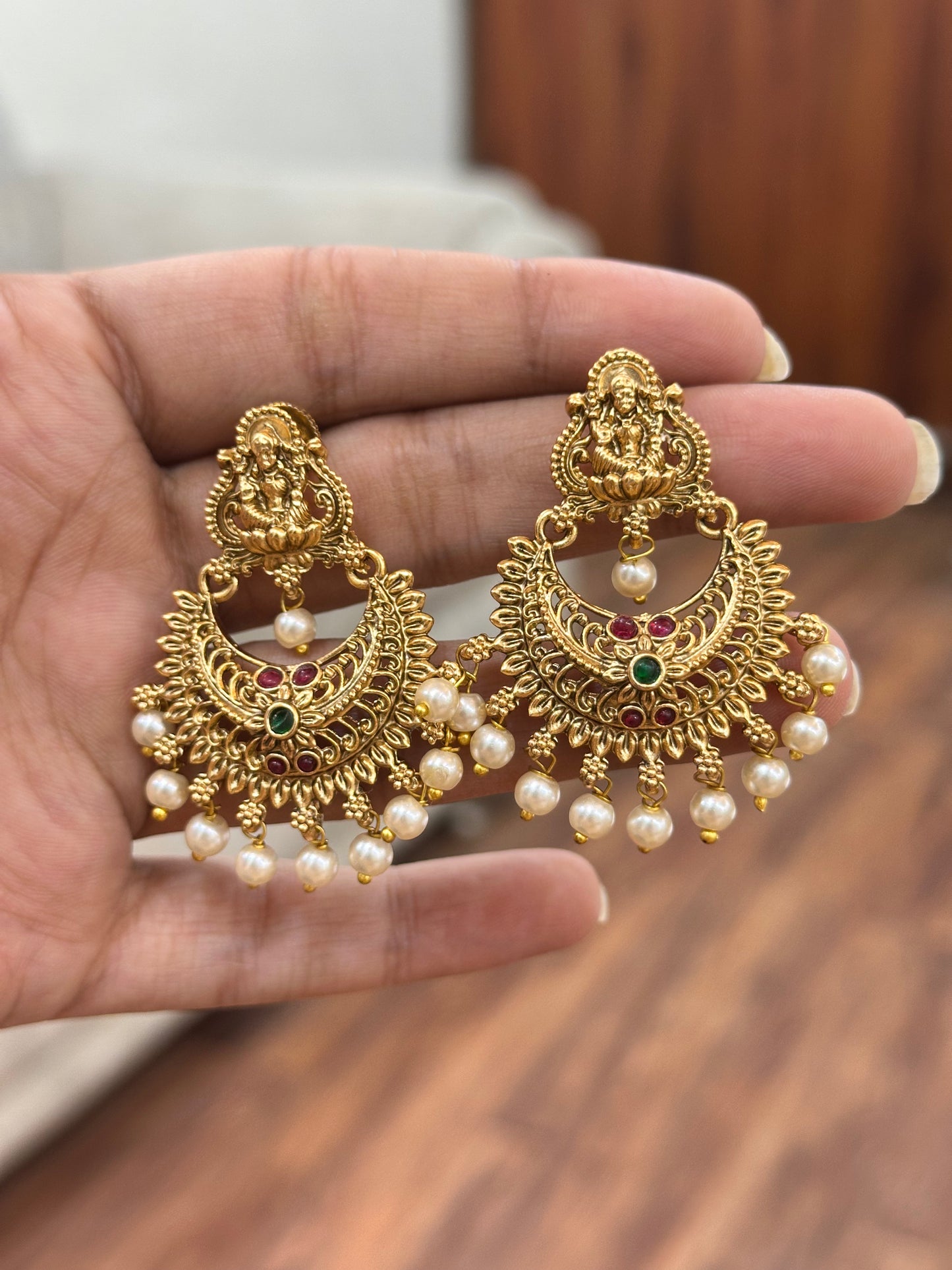 Roop Lakshmi Chandbali
