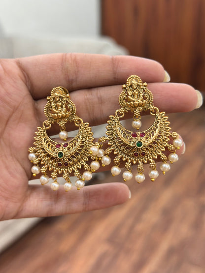 Roop Lakshmi Chandbali