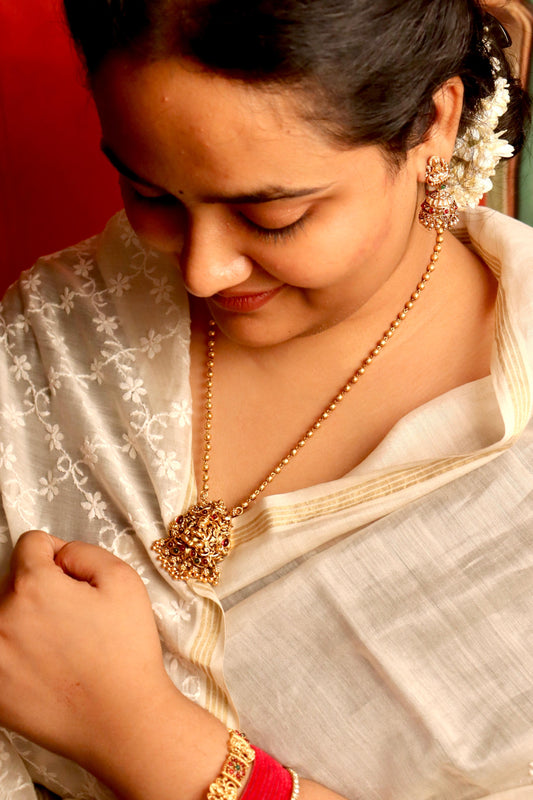 Lakshmi Moti Long Haaram