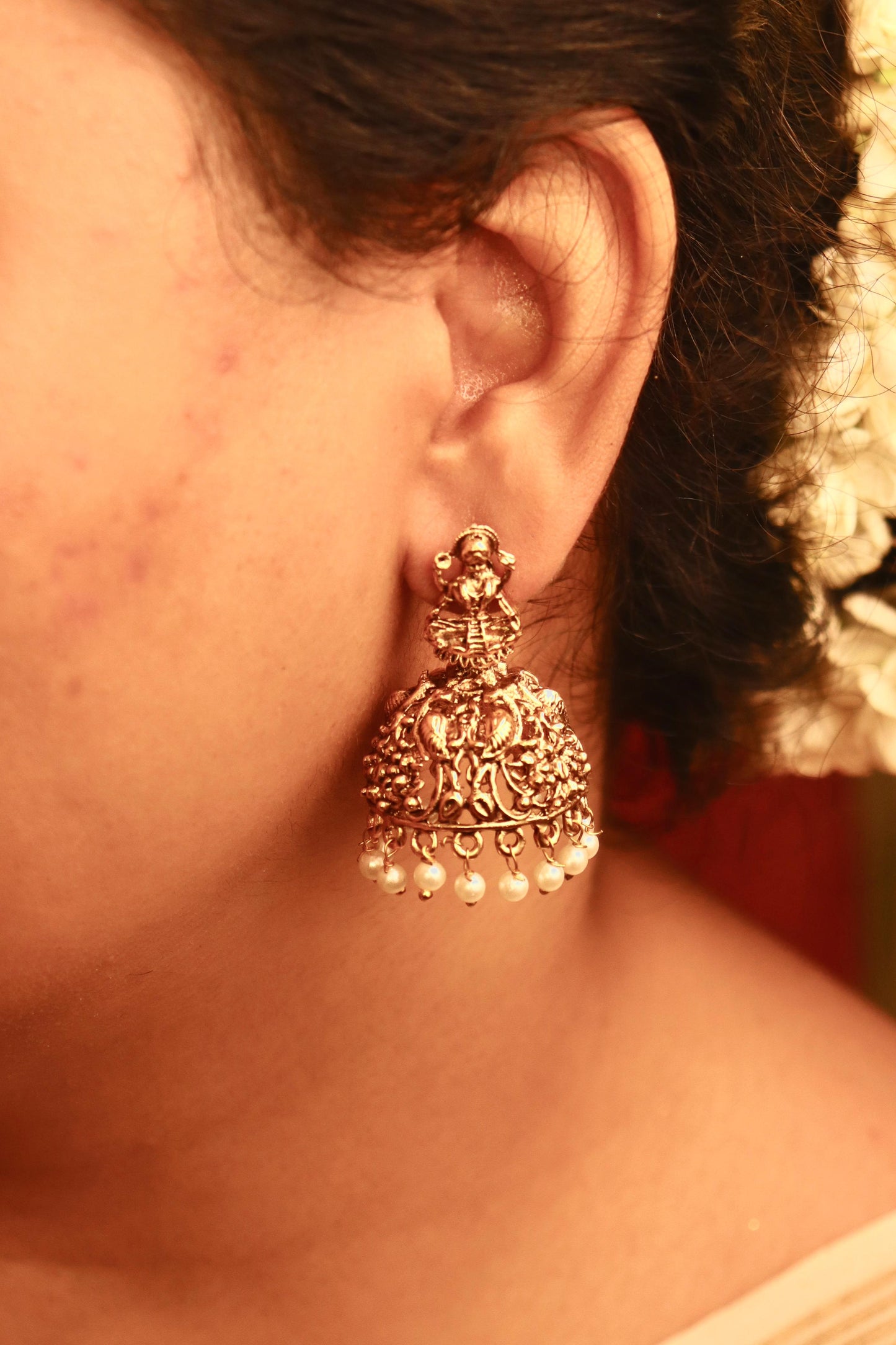 Pearl Laxmi white earring