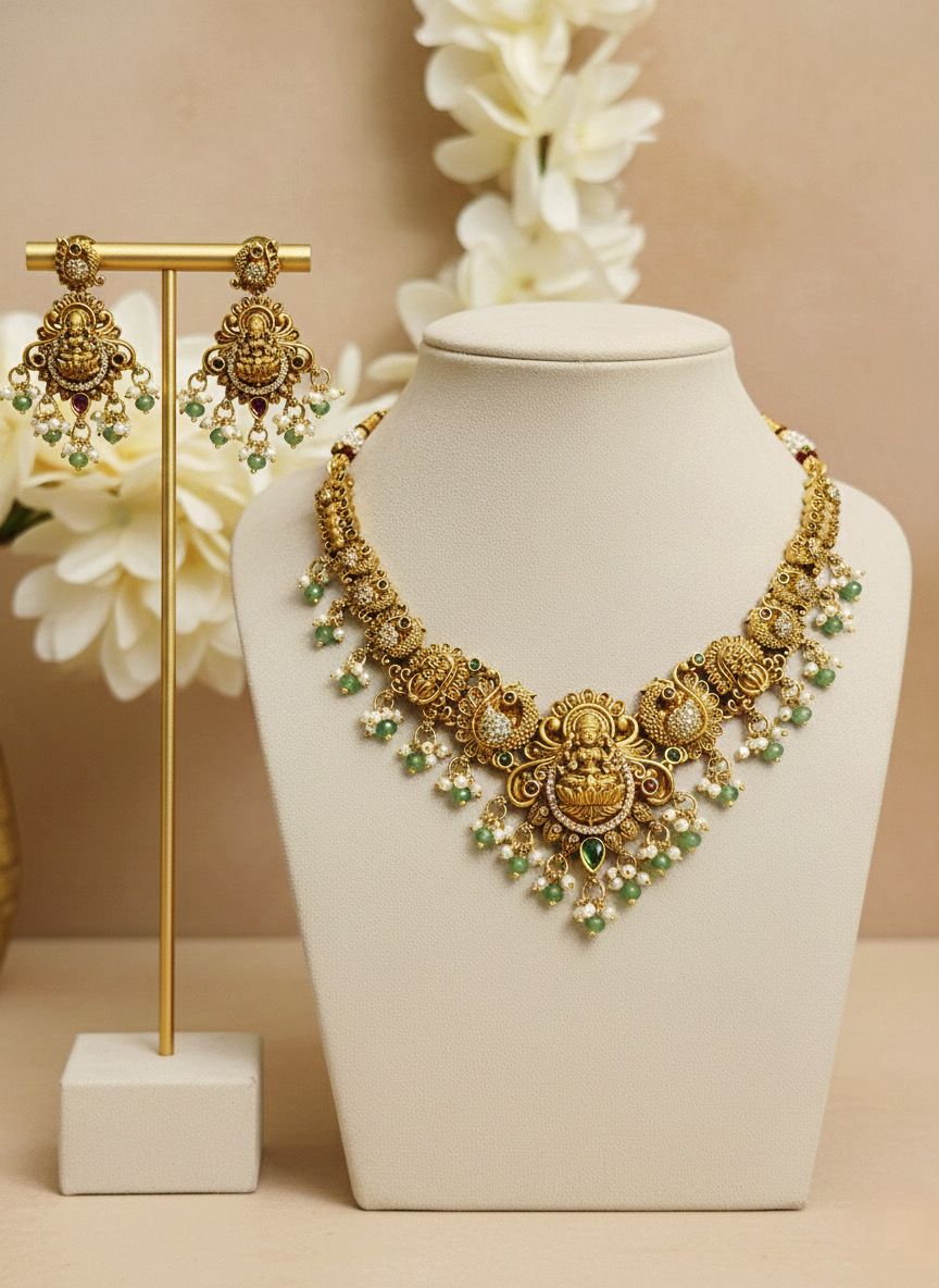 Sarva Laxmi Necklace Set