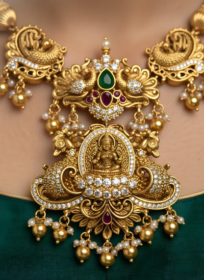 Suvarna Laxmi Necklace Set