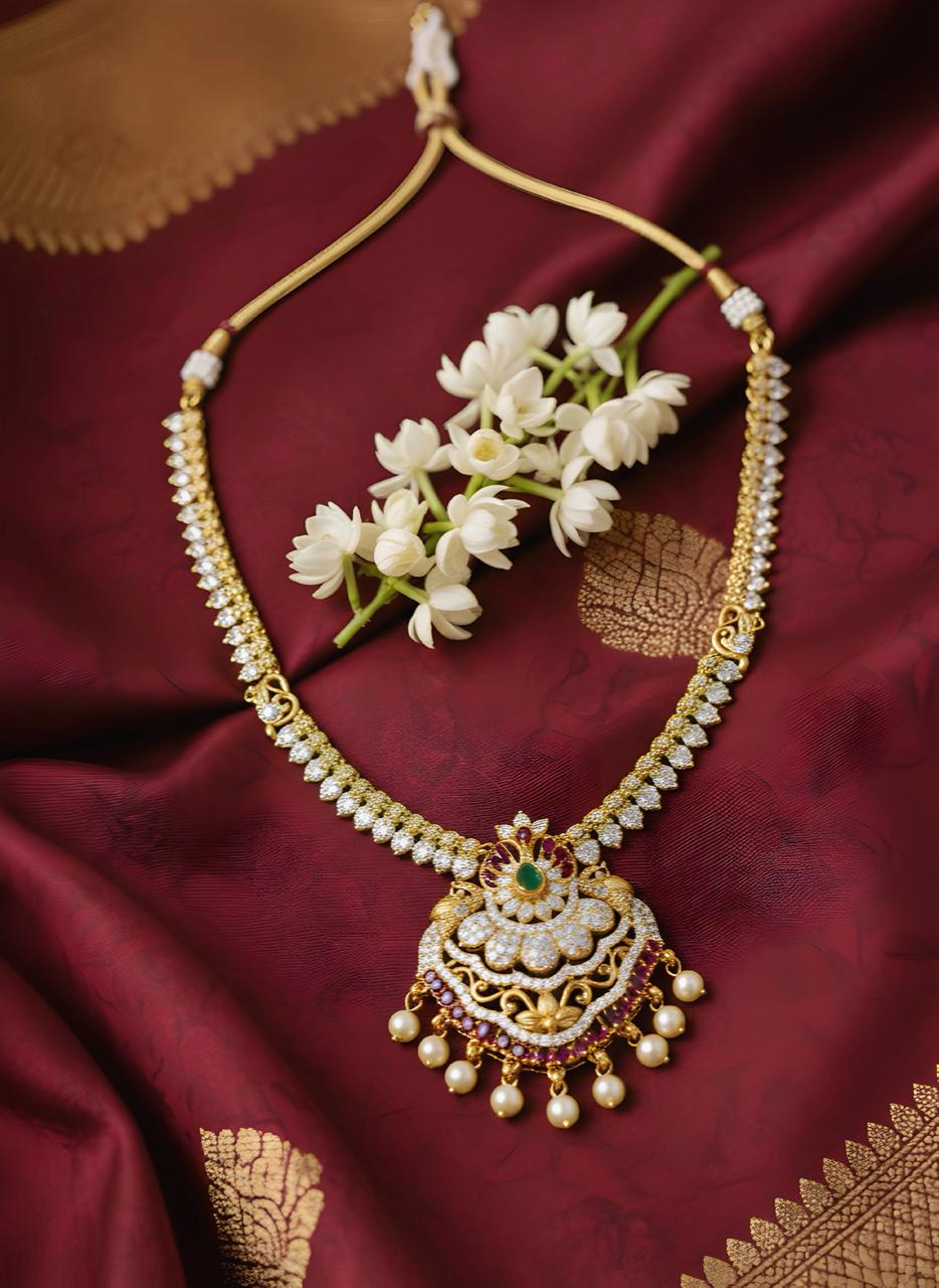 Shri Shobha Necklace Set
