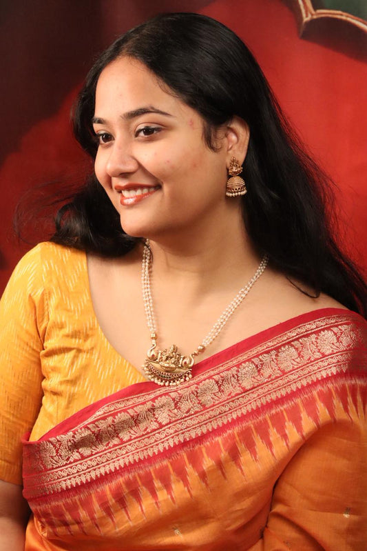 Manjari Pearl Necklace Set