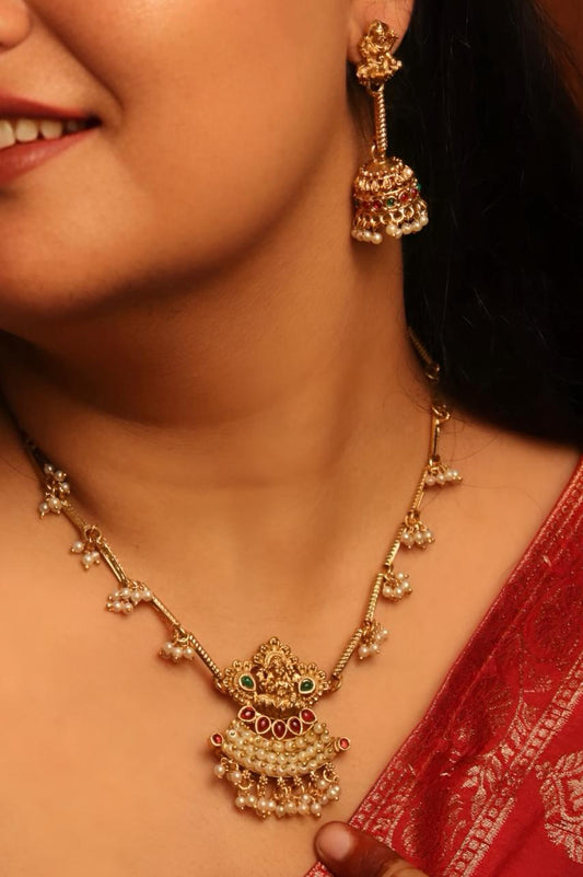 Laxmi Pearl Necklace Set