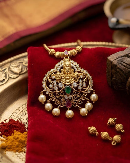 Venkateshwaraj Pendant Set