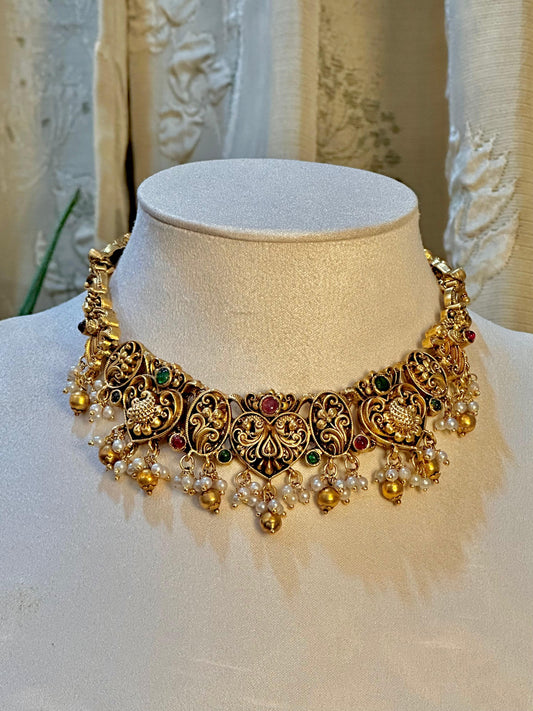 Anandita Matte Necklace Set