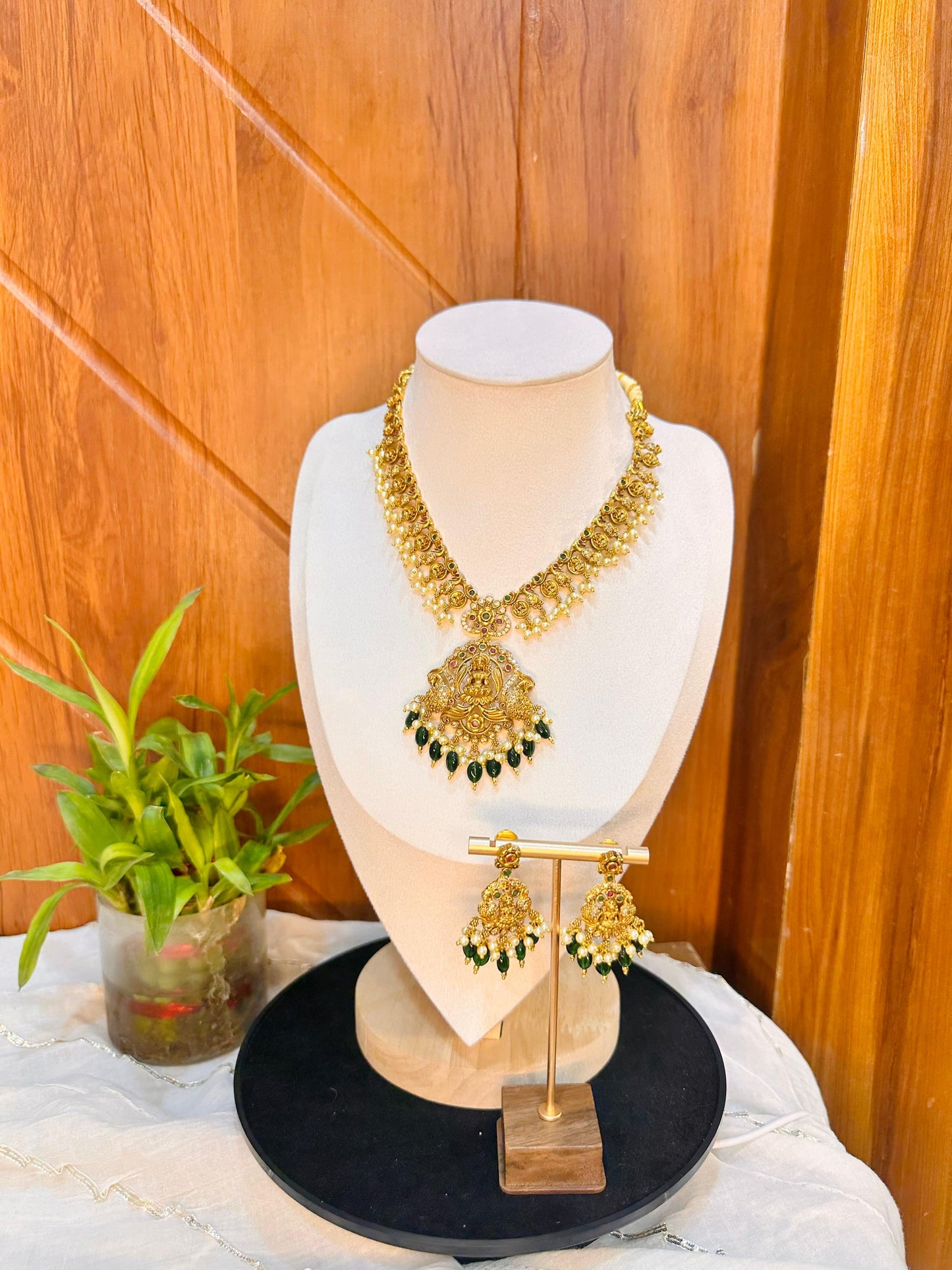 Lakshmi Kemp Green Haaram Set