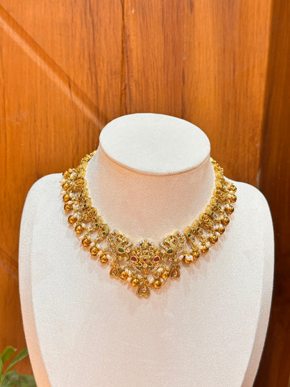 Haarika Gold Necklace Set