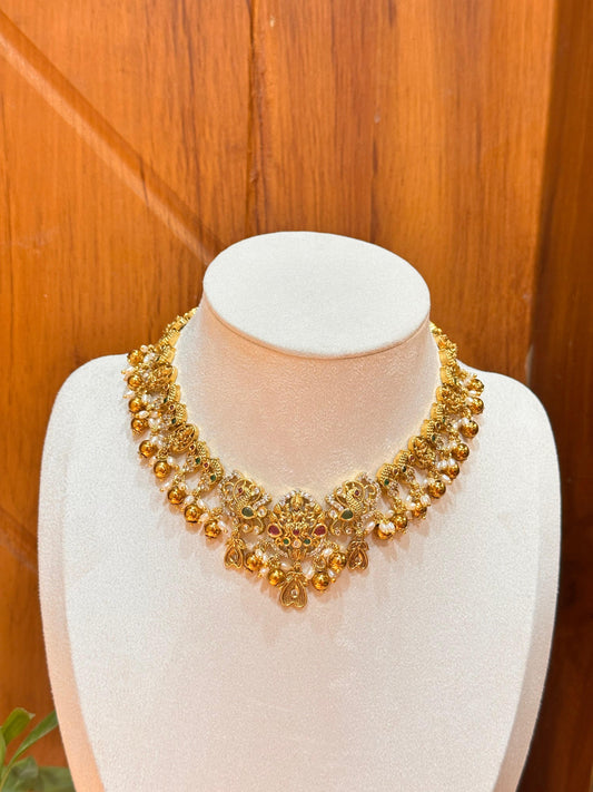 Haarika Gold Necklace Set