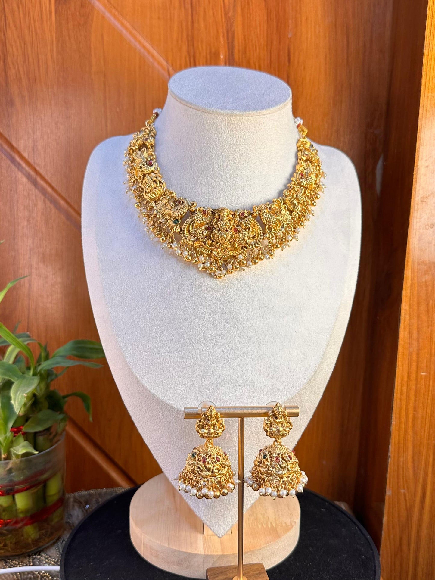 Athira Laxmi Golden Set