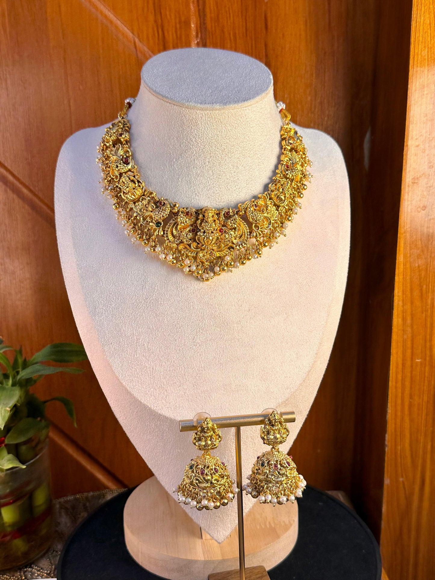 Athira Laxmi Golden Set