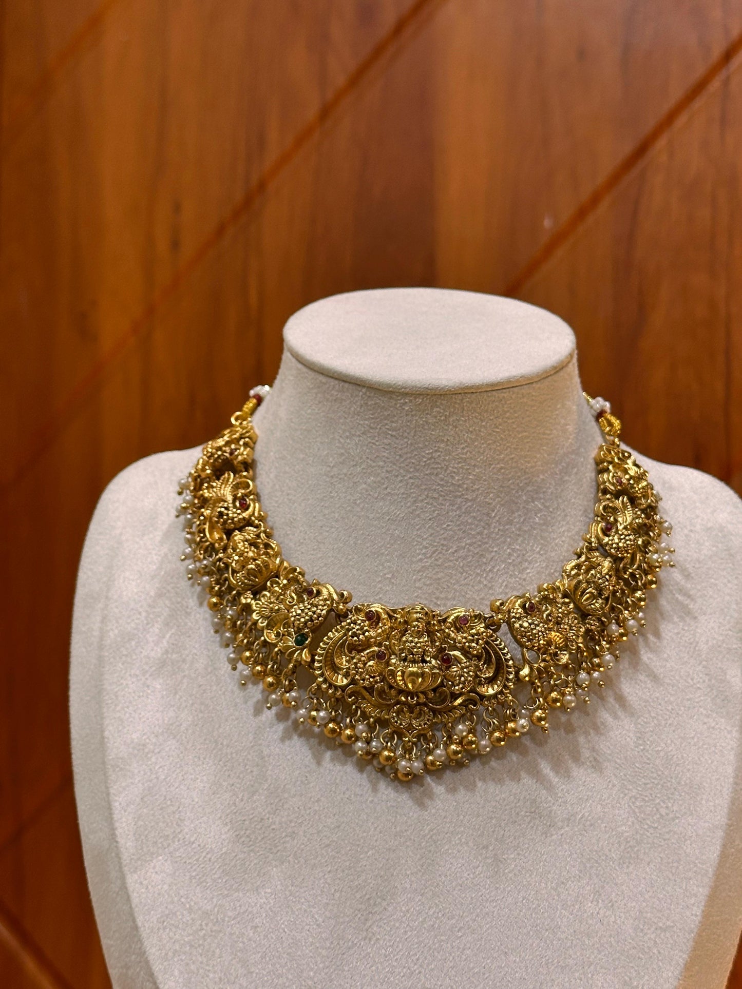 Athira Laxmi Golden Set