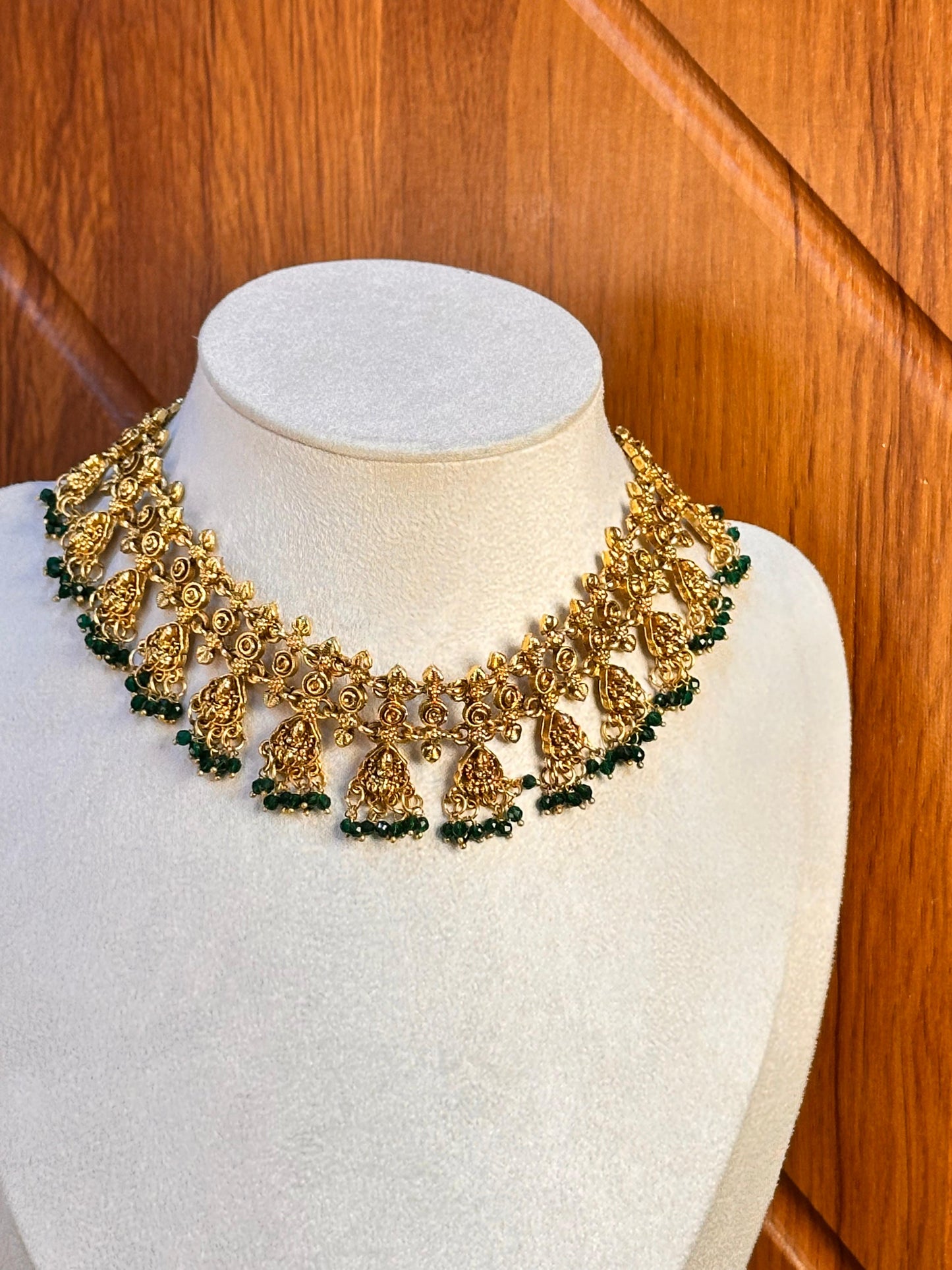 Green rekha Choker set