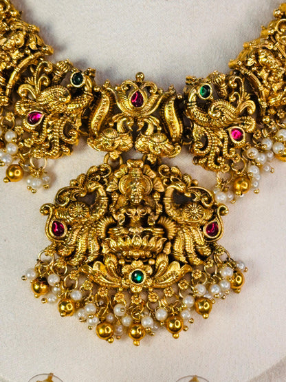 Royal Laxmi Gold Necklace Set