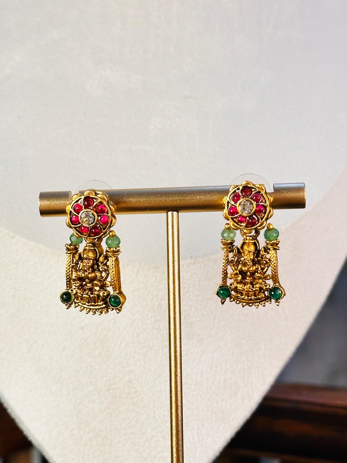Laxmi Kanti Necklace Set