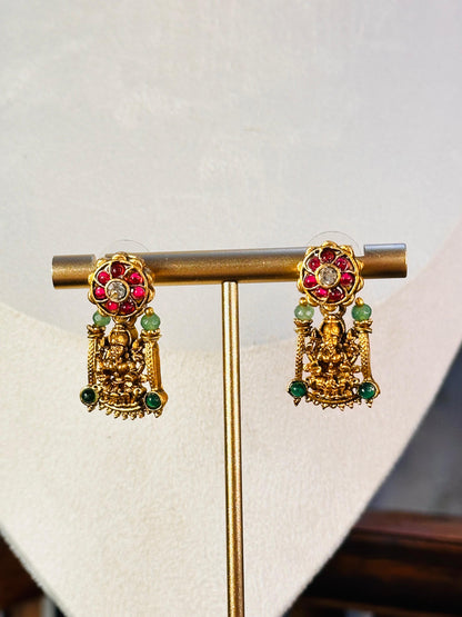 Laxmi Kanti Necklace Set