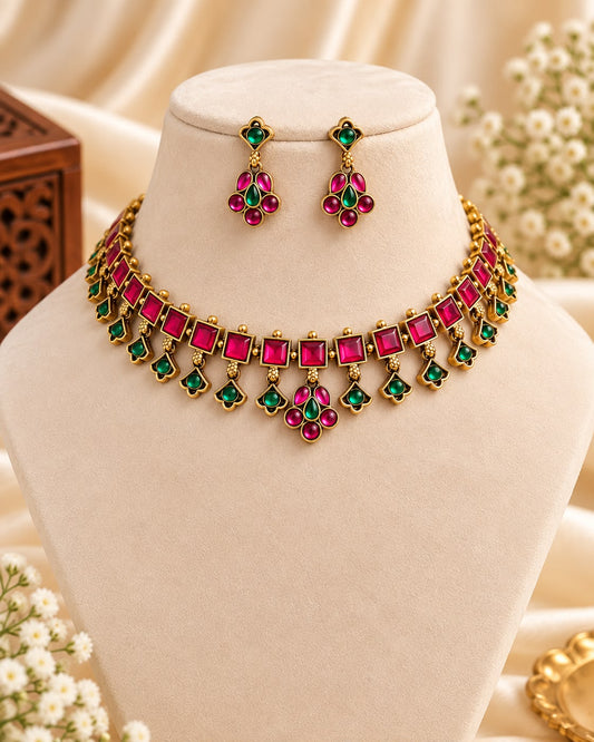 Ratnavali Kemp Choker Set
