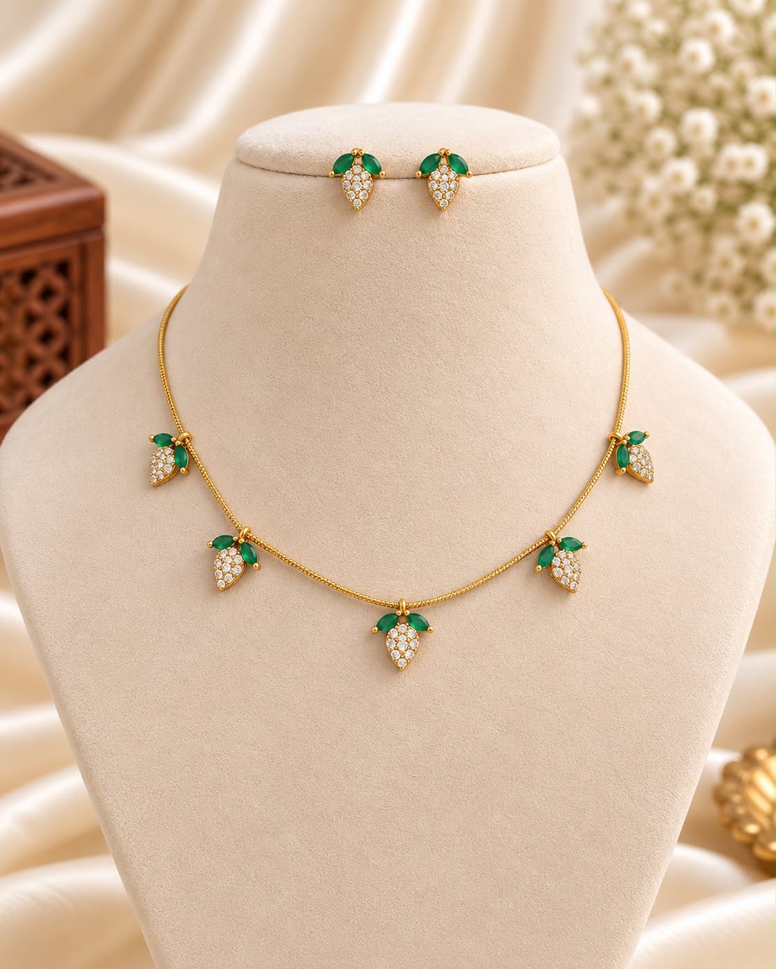 Emerald Leaf Drop Set