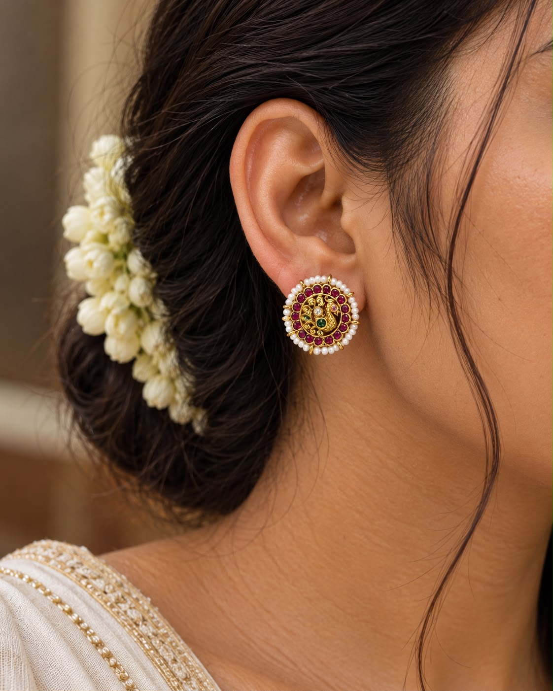 Pihu Kundan Studs
