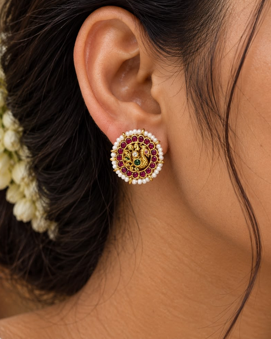 Pihu Kundan Studs