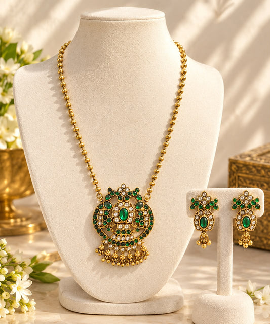Varnika Gandaberunda Pendant Set