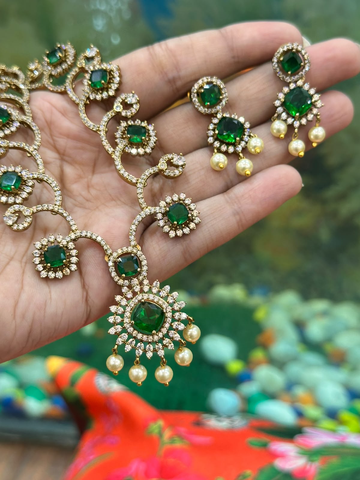 Emerald Pearl Drop Necklace Set